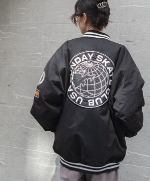 ブラック モデル：161cm L着用