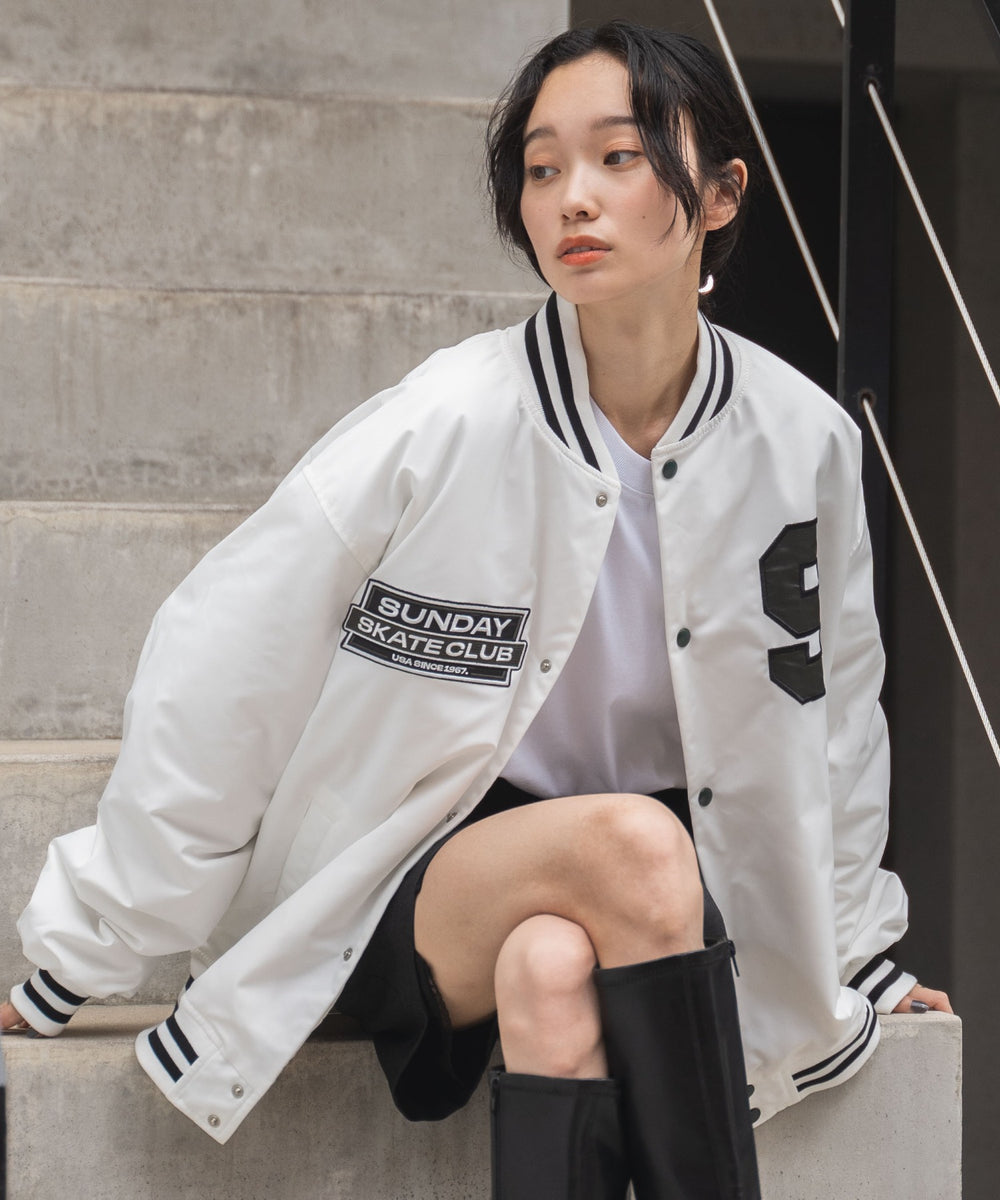 ホワイト モデル：161cm L着用