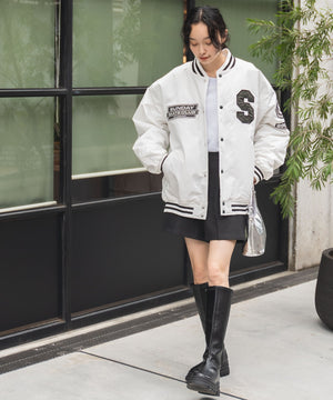 ホワイト モデル：161cm L着用