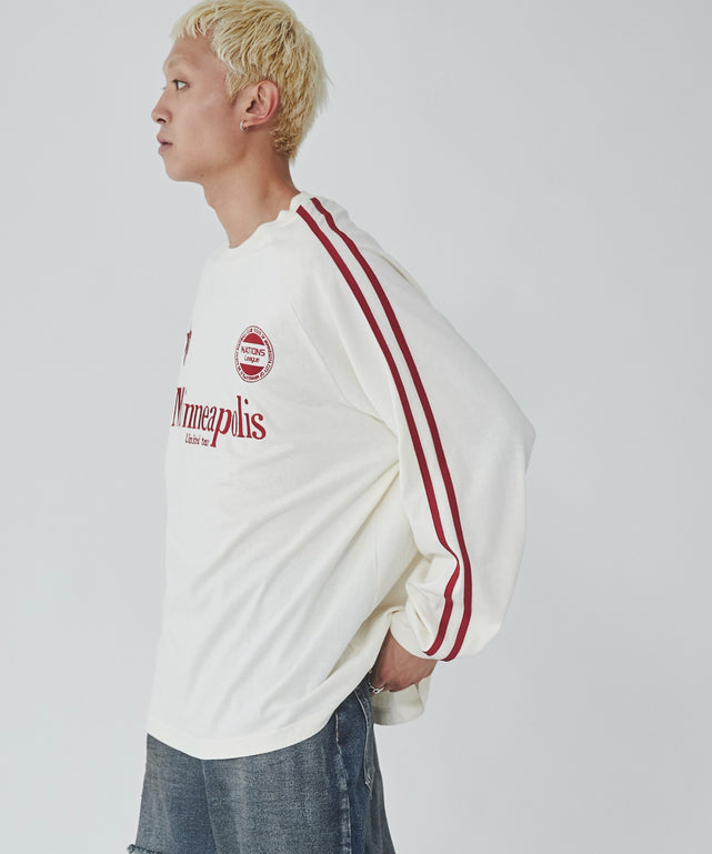 オフホワイト モデル：178cm L着用