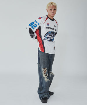 ホワイト モデル：178cm L着用