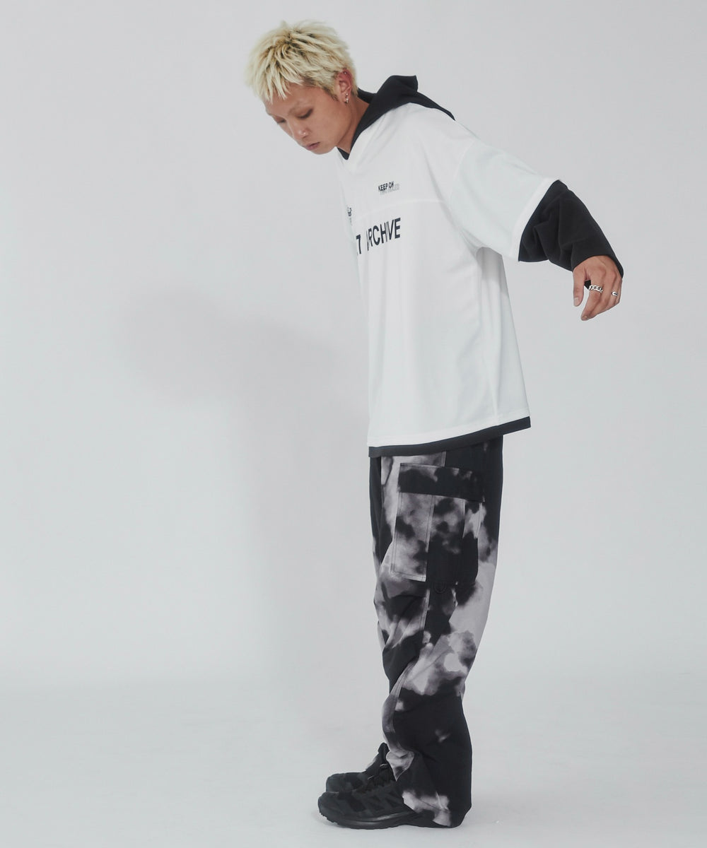 ホワイト モデル：178cm L着用