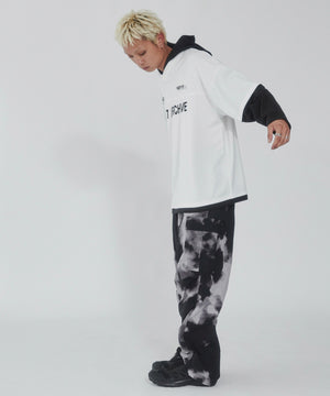 ホワイト モデル：178cm L着用