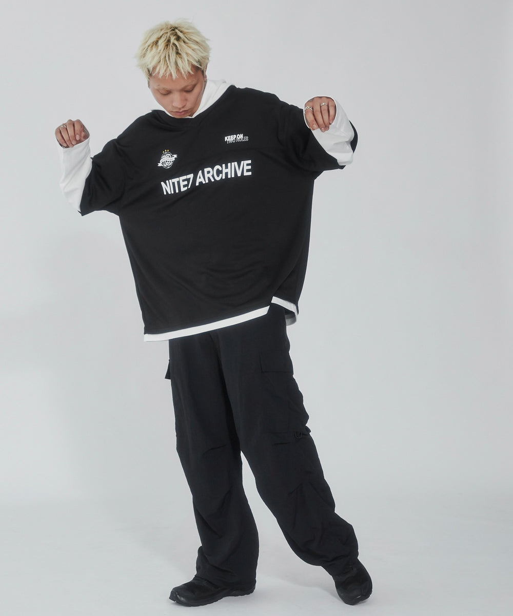 ブラック モデル：178cm L着用