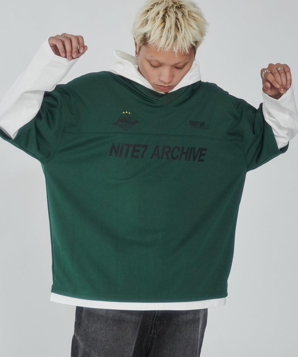 グリーン モデル：178cm L着用