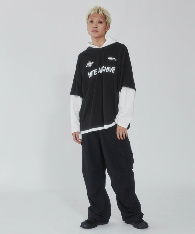 ブラック モデル：178cm L着用