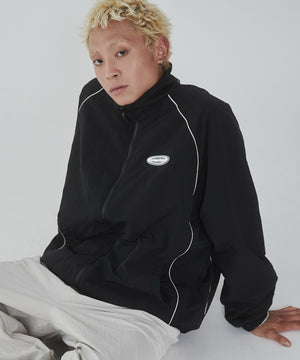 ブラック モデル：178cm L着用