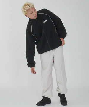 ブラック モデル：178cm L着用