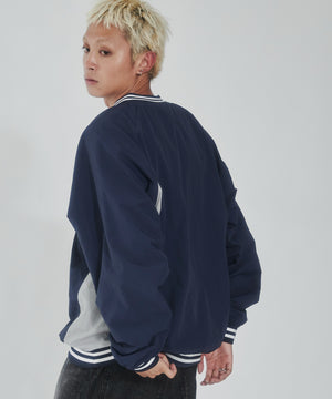 ネイビー モデル：178cm L着用