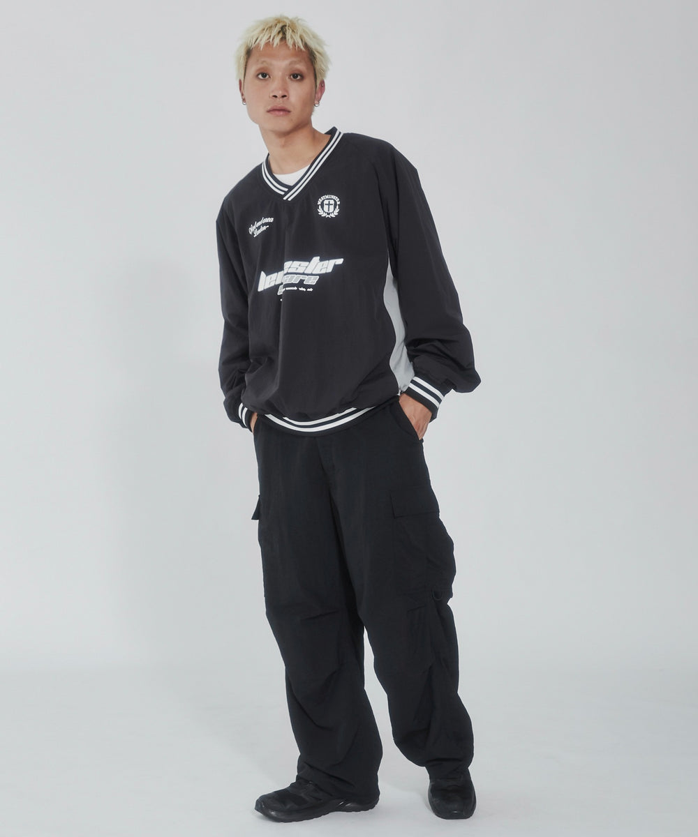 ブラック モデル：178cm L着用