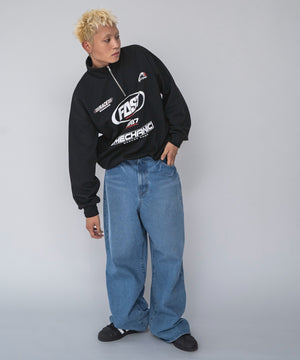 ブラック モデル：178cm L着用