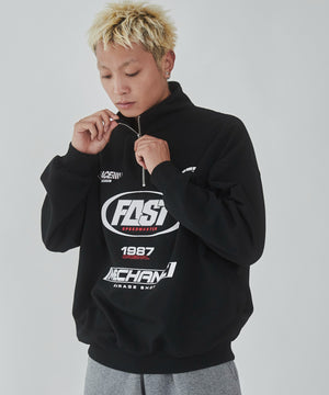 ブラック モデル：178cm L着用