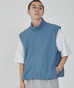 ブルーその他 モデル：176cm L着用