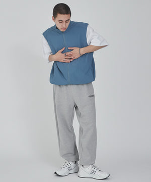 ブルーその他 モデル：176cm L着用