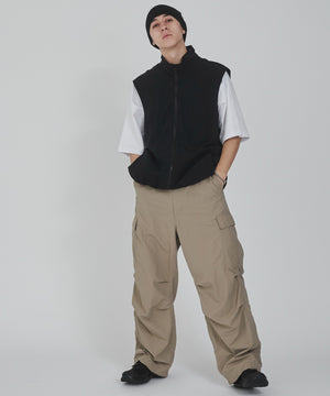 ブラック モデル：176cm L着用