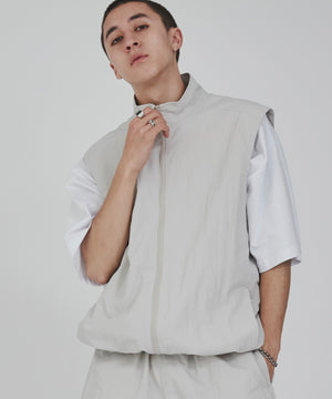 Lグレー モデル：176cm L着用