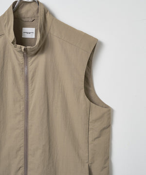 ナイロンベスト