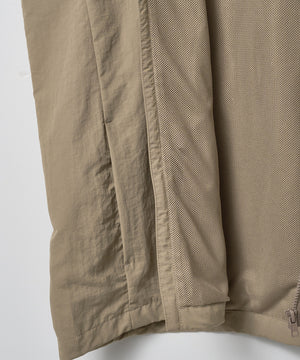 ナイロンベスト