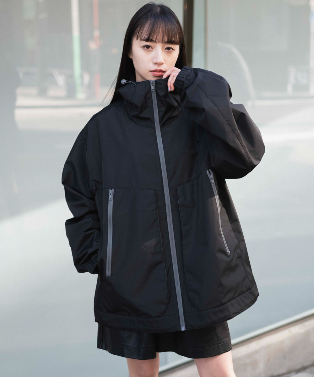 ブラック モデル：160cm L着用