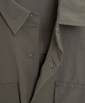 ナイロンメッシュポケットシャツ