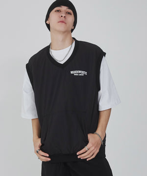 ブラック モデル：176cm L着用