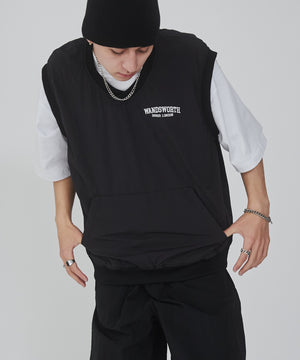 ブラック モデル：176cm L着用