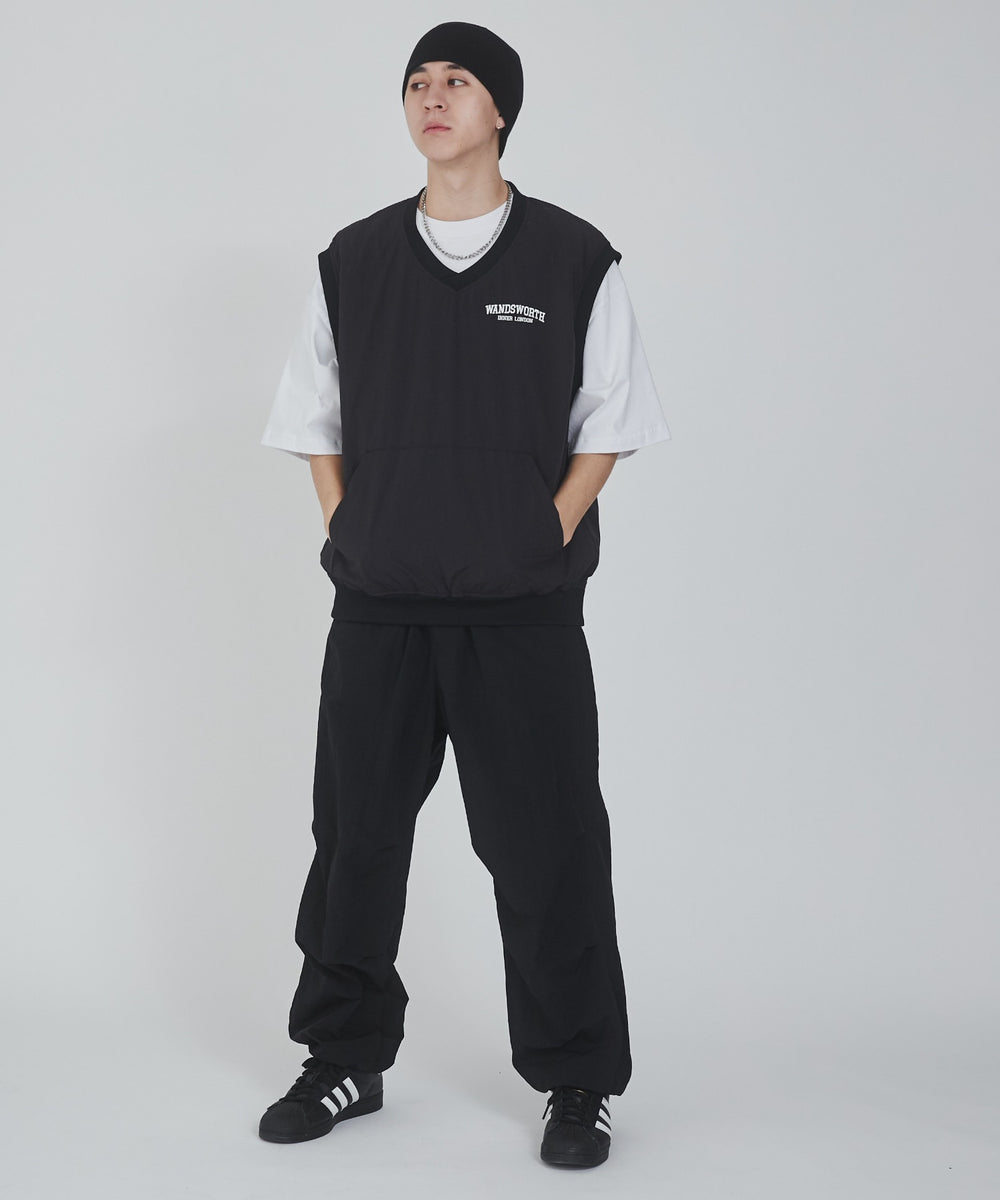 ブラック モデル：176cm L着用