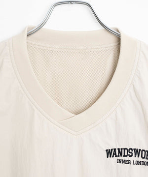 ナイロンVネックベスト