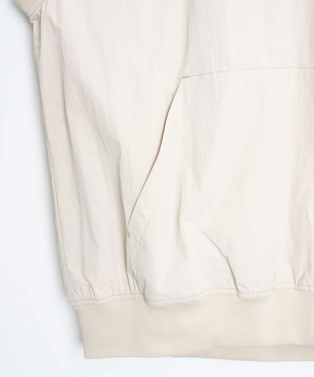 ナイロンVネックベスト