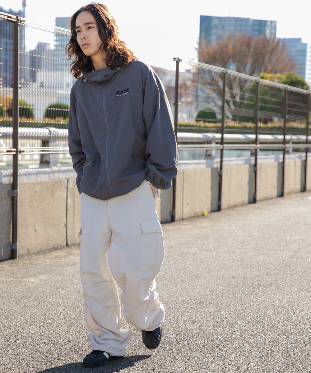 Dグレー モデル：174cm L着用