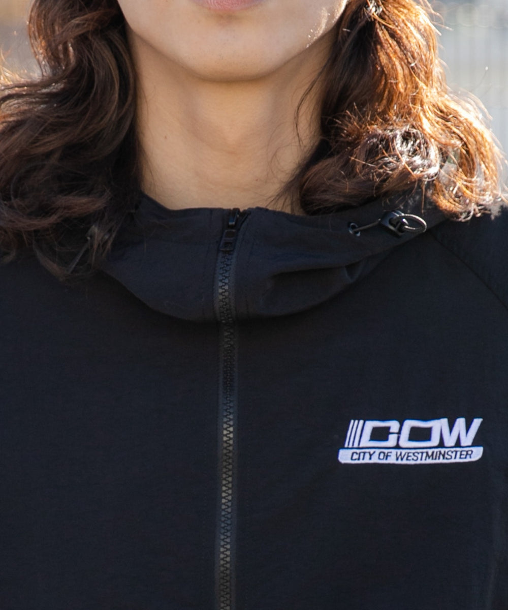 ナイロンフードシェルブルゾン