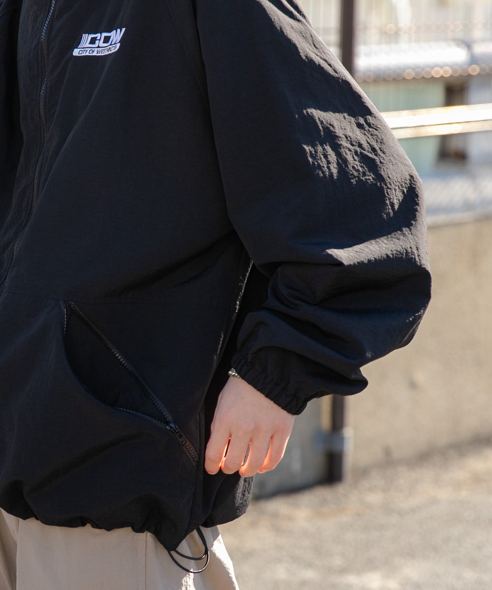 ナイロンフードシェルブルゾン