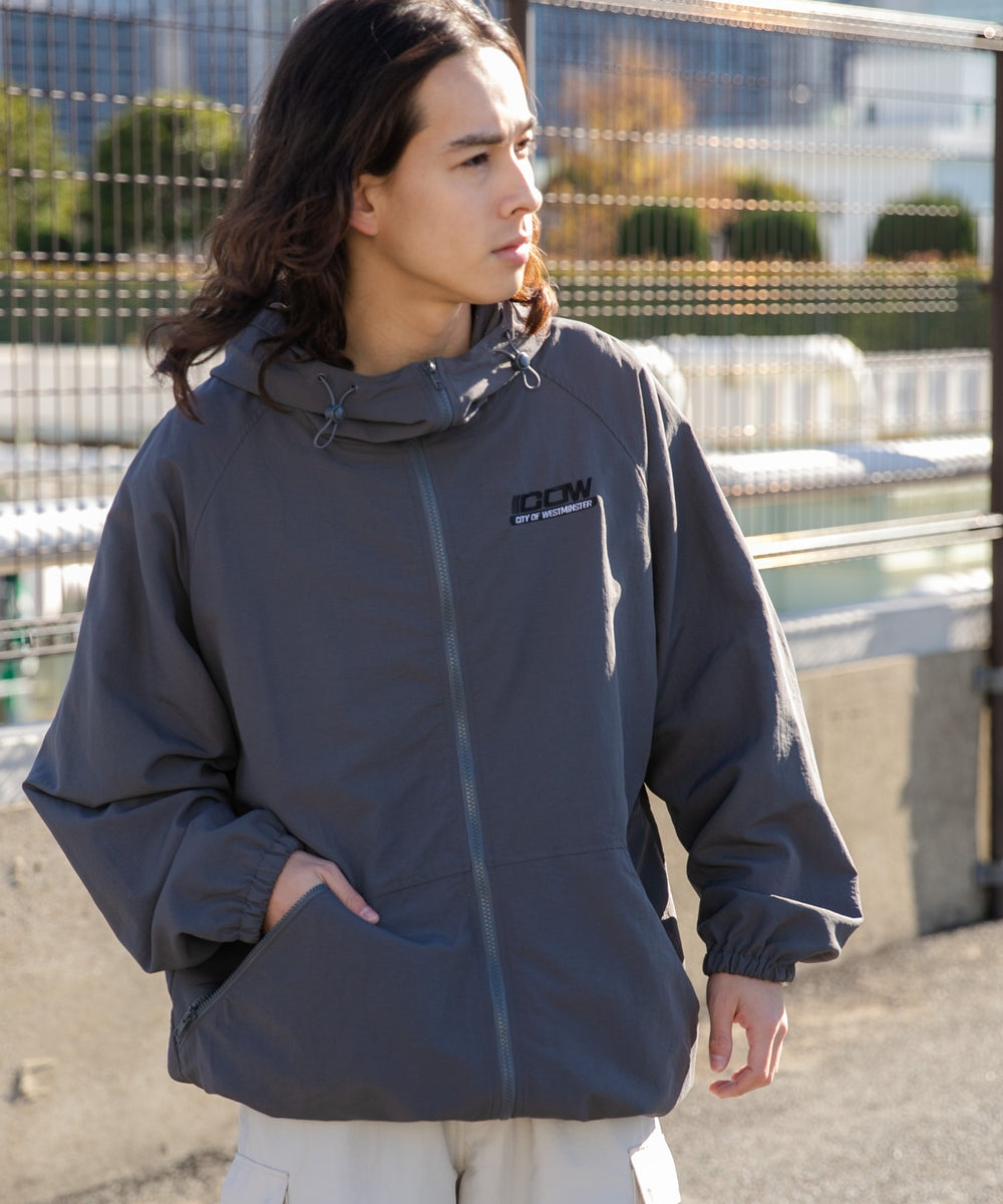 Dグレー モデル：174cm L着用