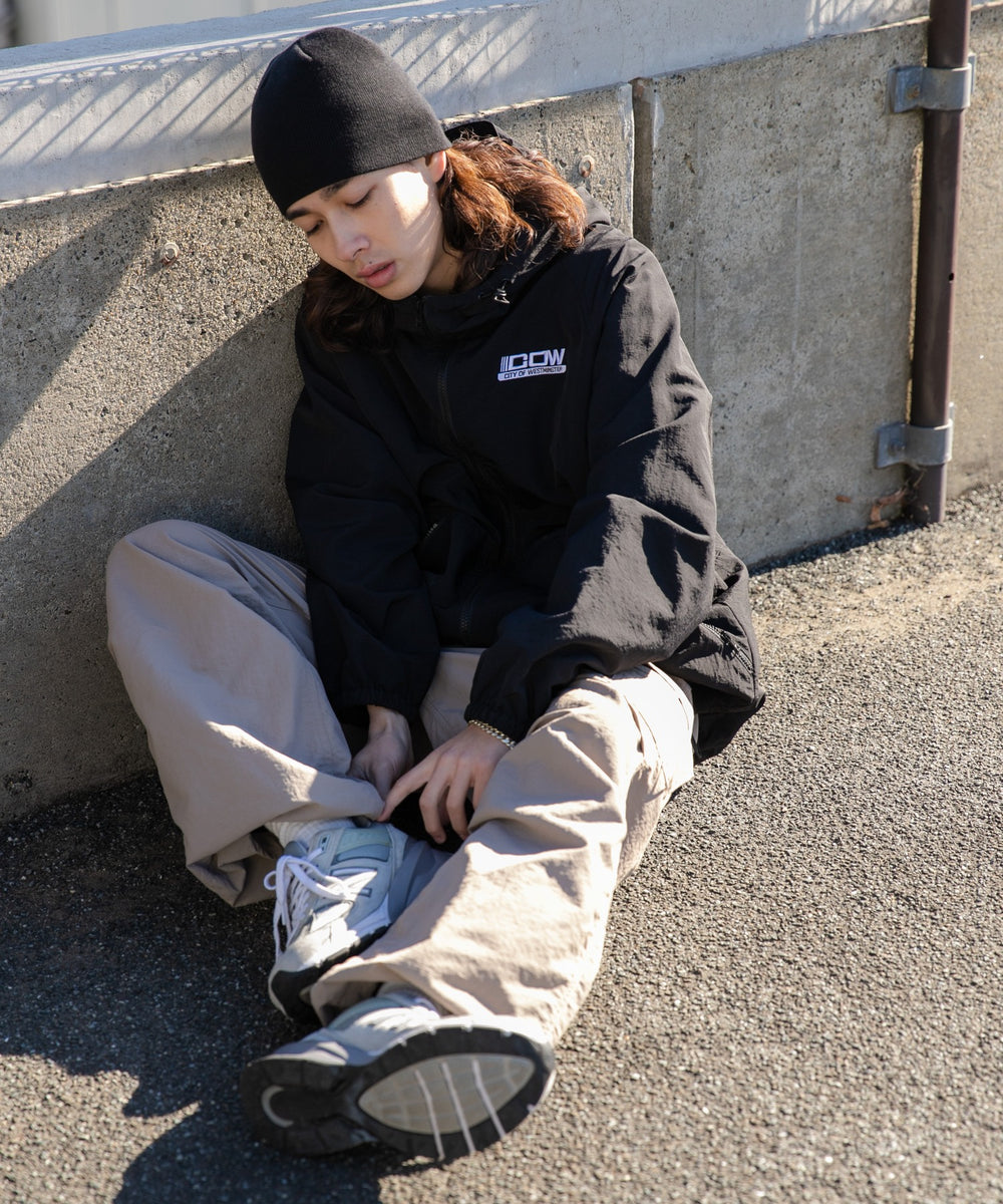 ブラック モデル：174cm L着用