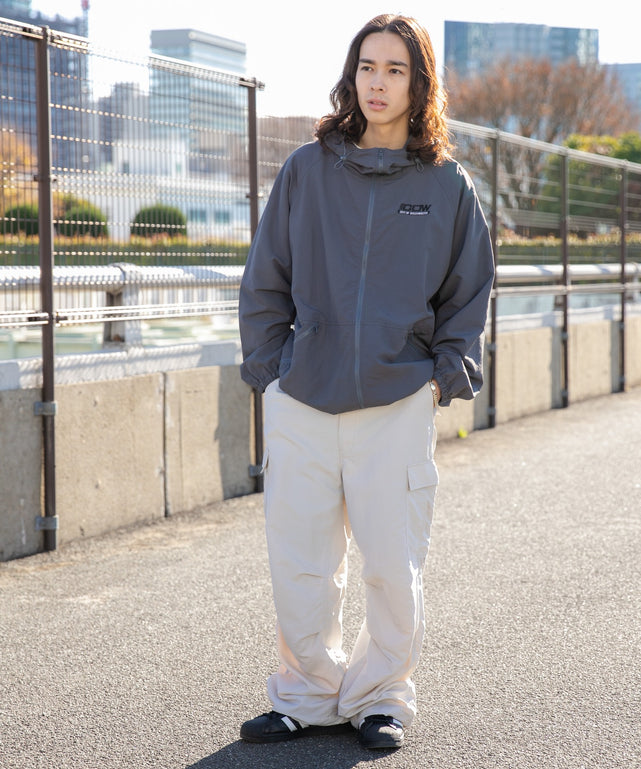 Lグレー モデル：174cm L着用