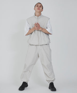 Lグレー モデル：176cm L着用