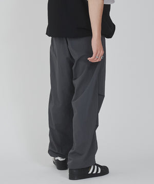 Dグレー モデル：176cm L着用