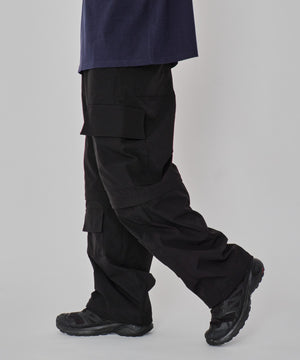 ブラック モデル：178cm L着用