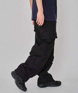 ブラック モデル：178cm L着用