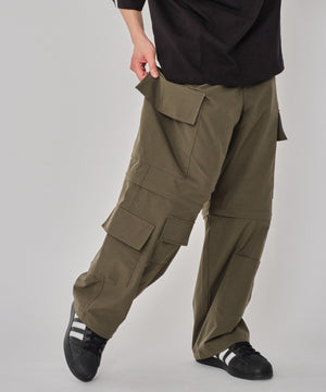 カーキ モデル：178cm L着用