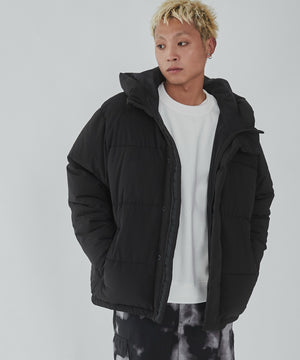 ブラック モデル：178cm L着用