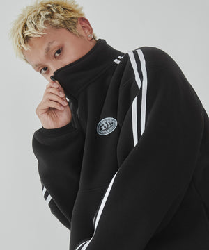 ブラック モデル：178cm L着用