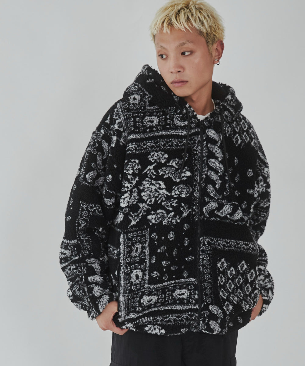 ブラック モデル：178cm L着用