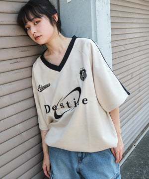 ホワイトアイボリー　モデル：160㎝　M着用