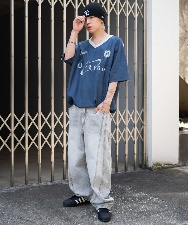 ネイビー モデル：175cm L着用