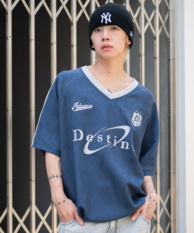 ネイビー モデル：175cm L着用