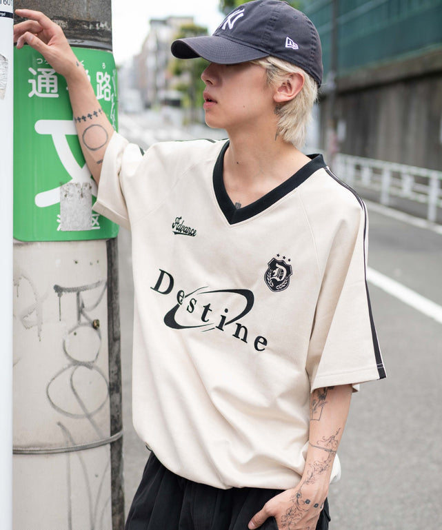 ホワイトアイボリー モデル：175cm L着用