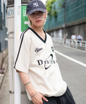 ホワイトアイボリー モデル：175cm L着用