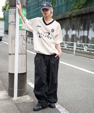 ホワイトアイボリー モデル：175cm L着用