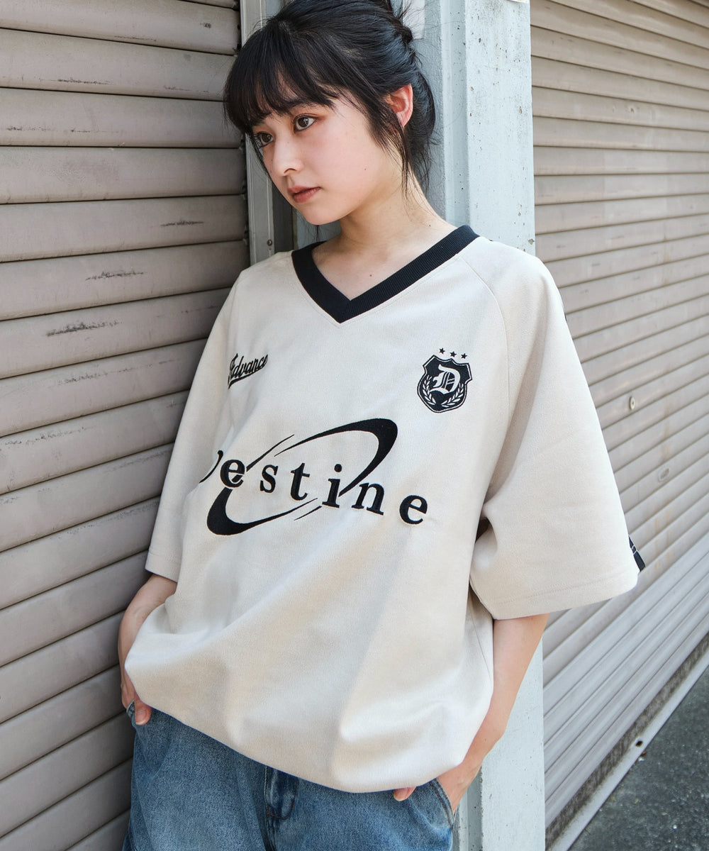 ホワイトアイボリー　モデル：160㎝　M着用